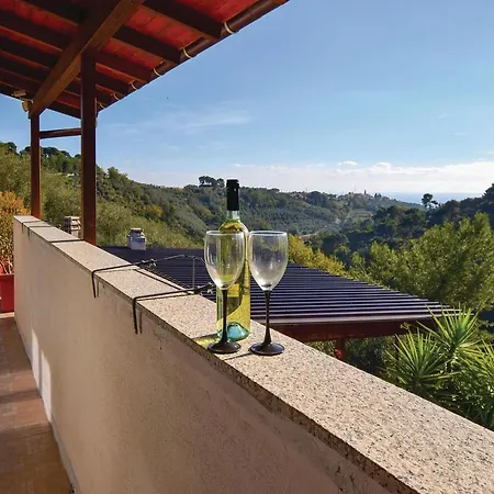 Two-bedroom Holiday In Diano Castello Prázdninový dům *