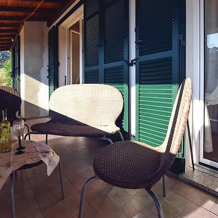Two-bedroom Holiday In Diano Castello Prázdninový dům Diano Borello