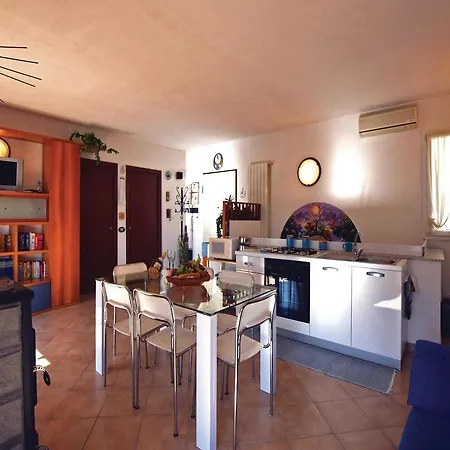 Two-bedroom Holiday In Diano Castello