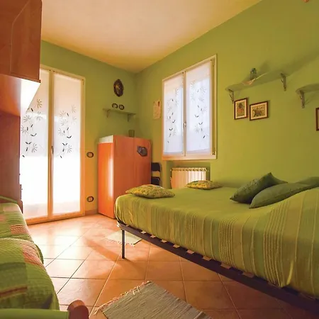 Two-bedroom Holiday In Diano Castello Diano Borello